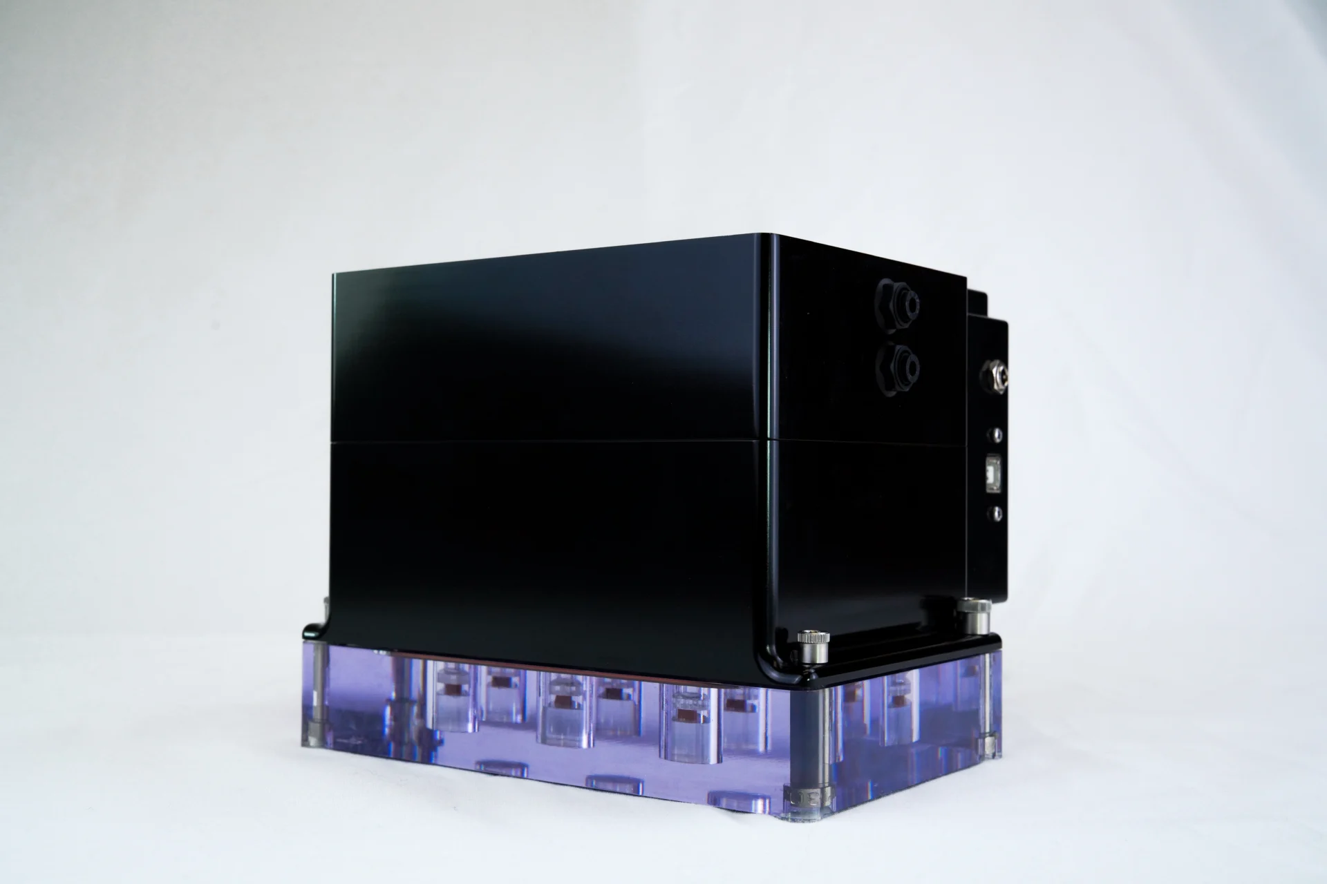 A front-right view of the MCTX bioreactor
