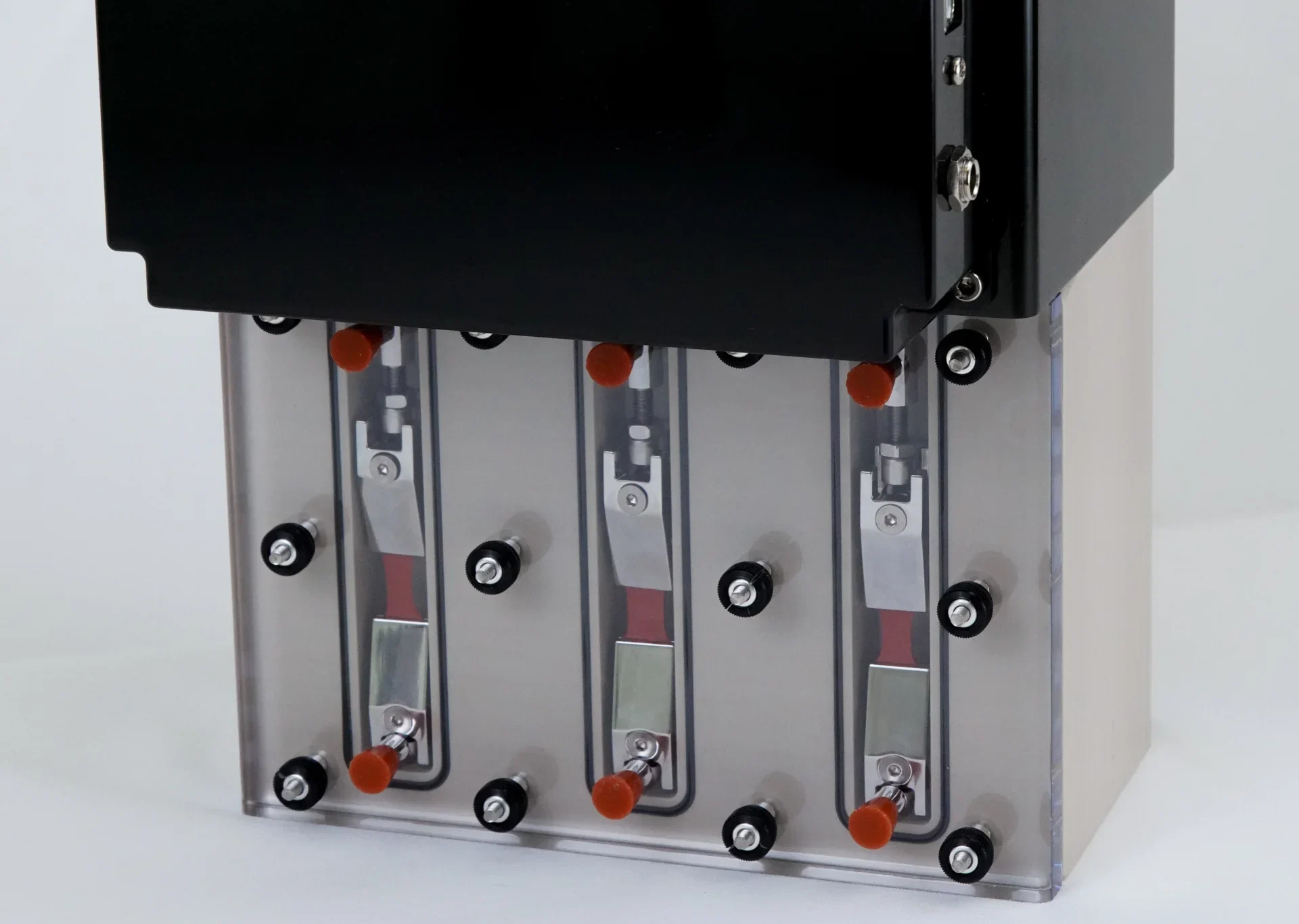 A front, up-close view of the MCJ1 Small with samples mounted
